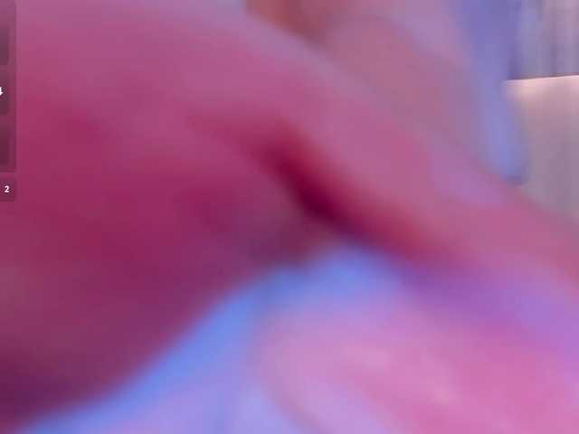 Live sex webcam photo for ViolettRussell #290145792