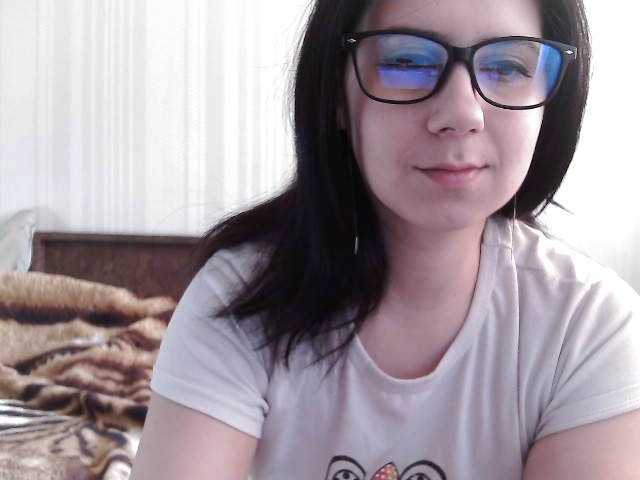 Live sex webcam photo for Violetta2998 #277413241