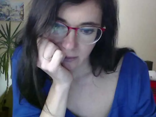 Live sex webcam photo for VioricaRoss #277424066