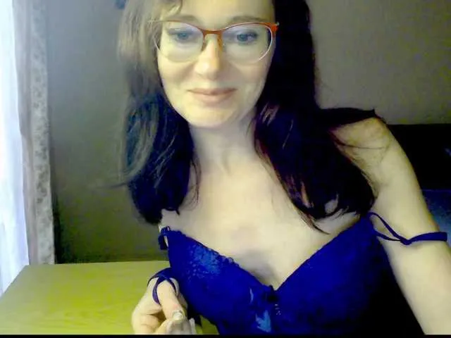 Live sex webcam photo for VioricaRoss #291042661