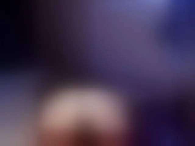 Live sex webcam photo for VioricaRoss #292403916