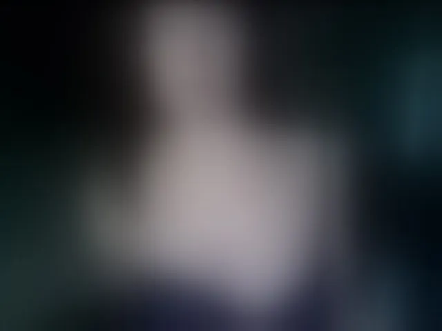 Live sex webcam photo for VioricaRoss #293388395