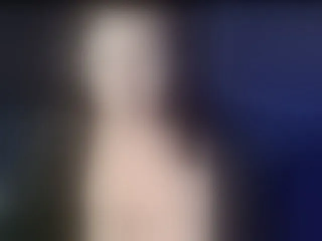 Live sex webcam photo for VioricaRoss #293878327