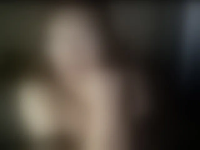 Live sex webcam photo for VioricaRoss #294130348