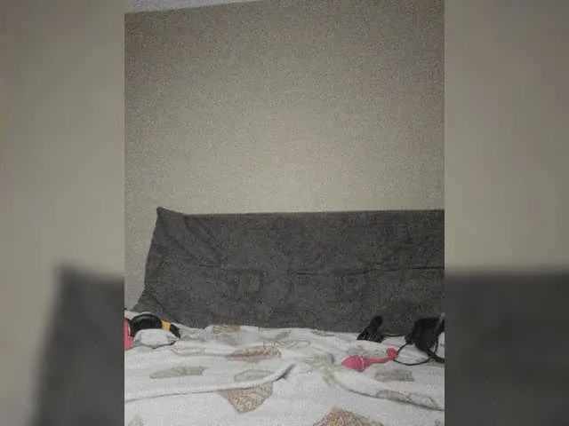 Live sex webcam photo for Vipgerl #275427428