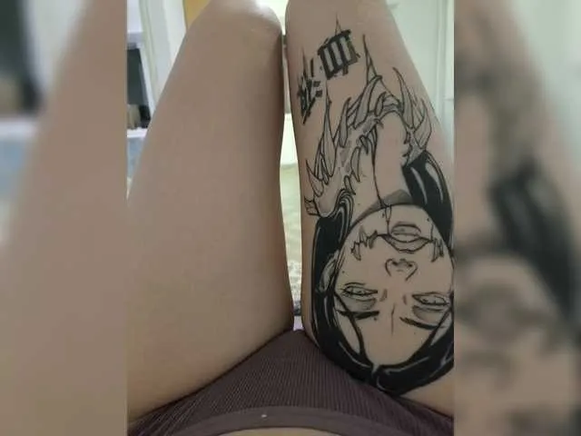 Live sex webcam photo for Vipgerl #292043607