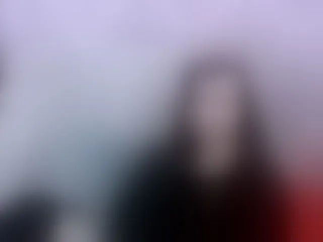 Live sex webcam photo for VirginLuna #293039882