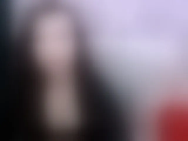 Live sex webcam photo for VirginLuna #293311725