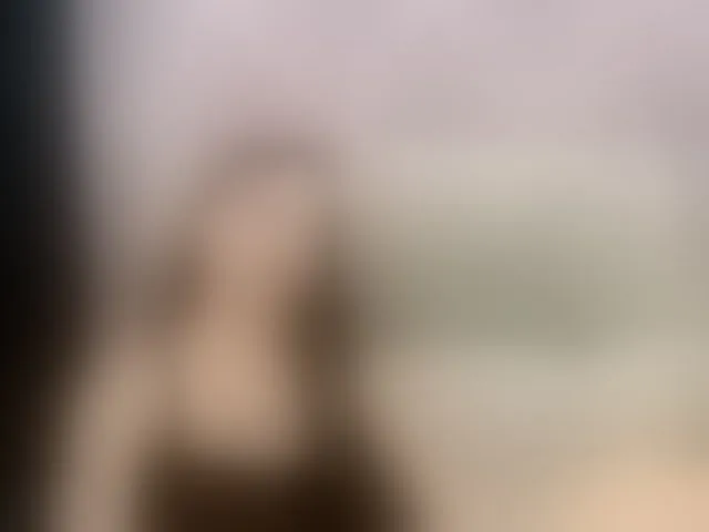 Live sex webcam photo for VirginLuna #293744216