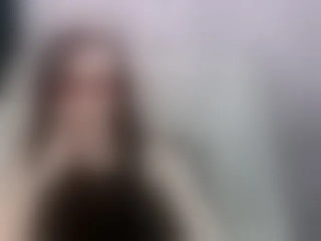 Live sex webcam photo for VirginLuna #293768419