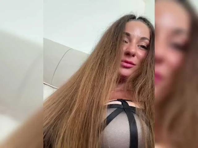 Live sex webcam photo for Vishenka7777 #291367132