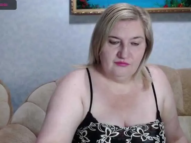 Live sex webcam photo for VishenkaStar #273180298
