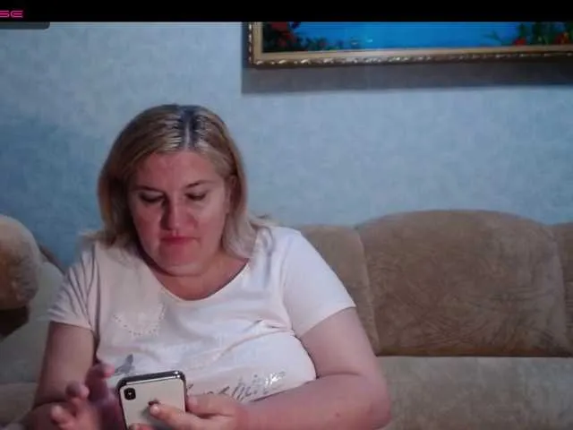 Live sex webcam photo for VishenkaStar #273612402