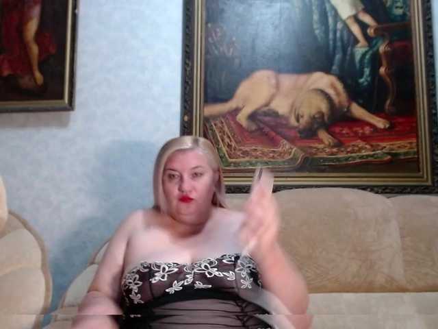 Live sex webcam photo for VishenkaStar #276109144