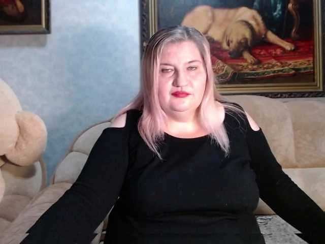 Live sex webcam photo for VishenkaStar #276860178