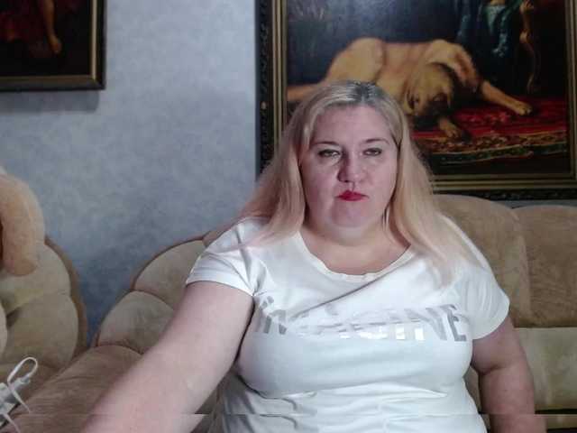 Live sex webcam photo for VishenkaStar #277348342