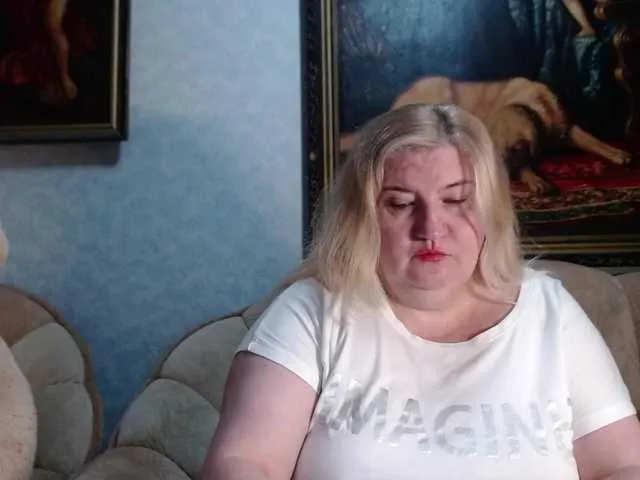 Live sex webcam photo for VishenkaStar #277790927