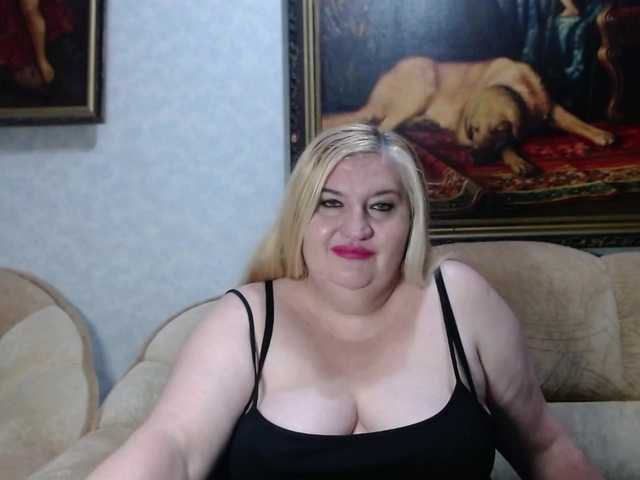 Live sex webcam photo for VishenkaStar #290904616