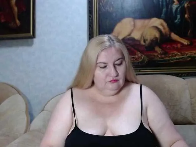 Live sex webcam photo for VishenkaStar #291508903