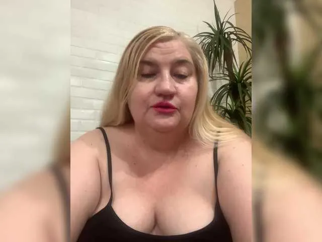 Live sex webcam photo for VishenkaStar #292006601