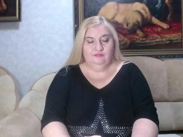 Live sex webcam photo for VishenkaStar #292043511