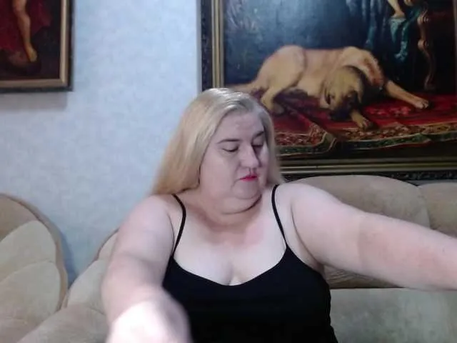 Live sex webcam photo for VishenkaStar #292107800