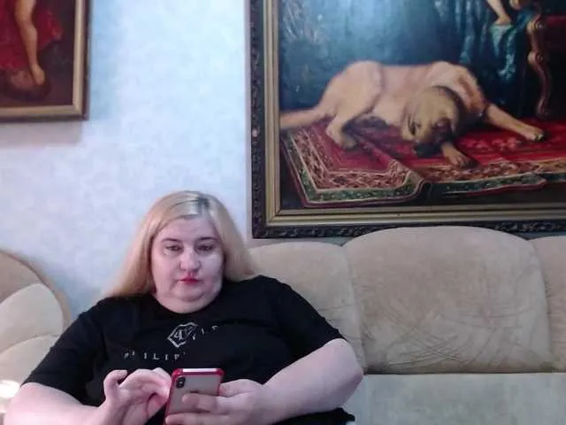 Live sex webcam photo for VishenkaStar #292162443