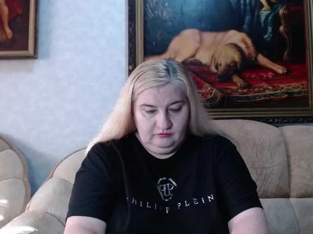 Live sex webcam photo for VishenkaStar #292183291