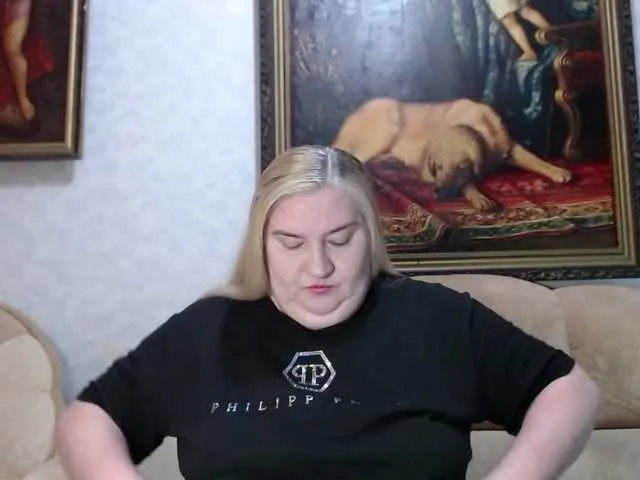 Live sex webcam photo for VishenkaStar #292268216