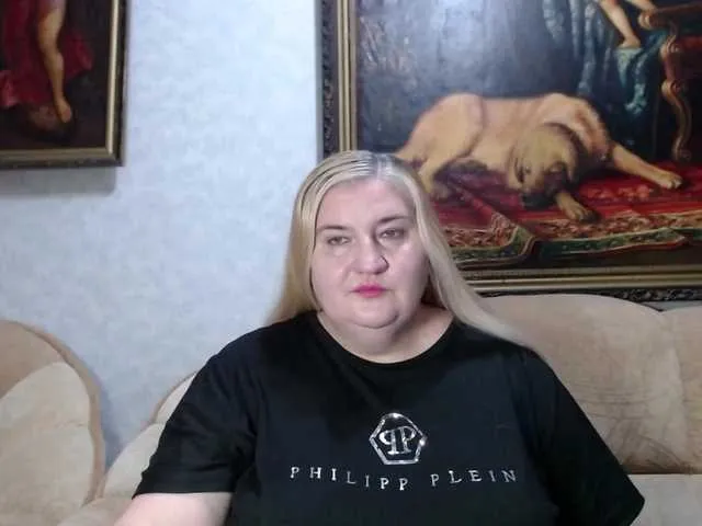 Live sex webcam photo for VishenkaStar #292330901