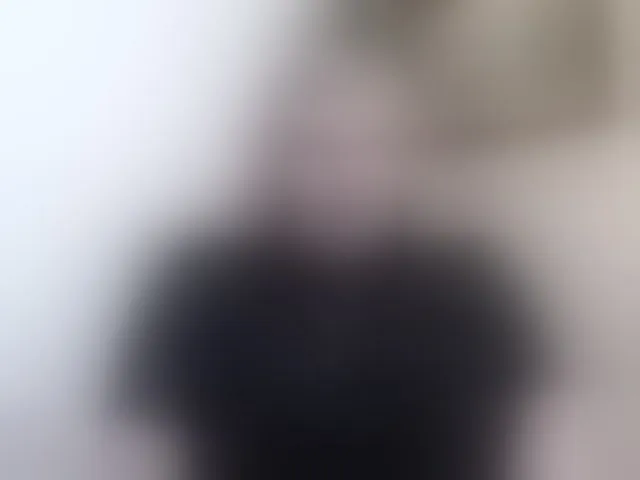 Live sex webcam photo for VishenkaStar #293337252