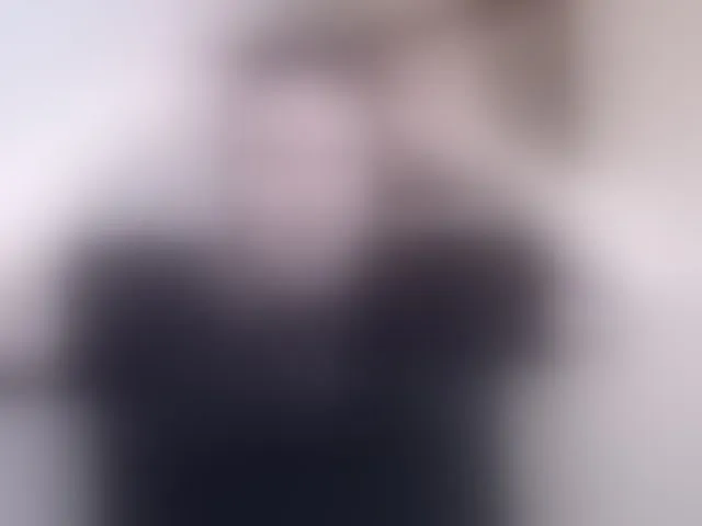 Live sex webcam photo for VishenkaStar #293370943