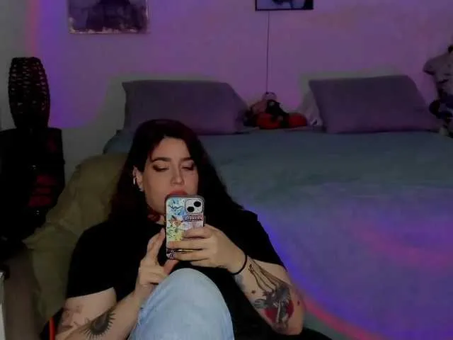 Live sex webcam photo for VitaViperx #290523872