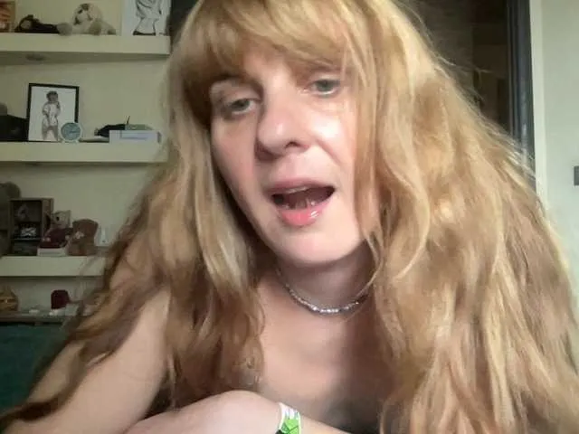 Live sex webcam photo for VivaLipstick #291818922