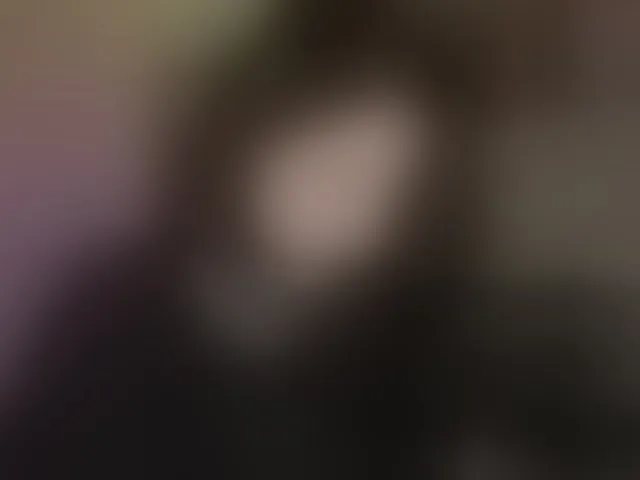 Live sex webcam photo for Vivi-Squirrel #293286635
