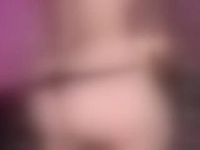 Live sex webcam photo for Vivi-Squirrel #293662684