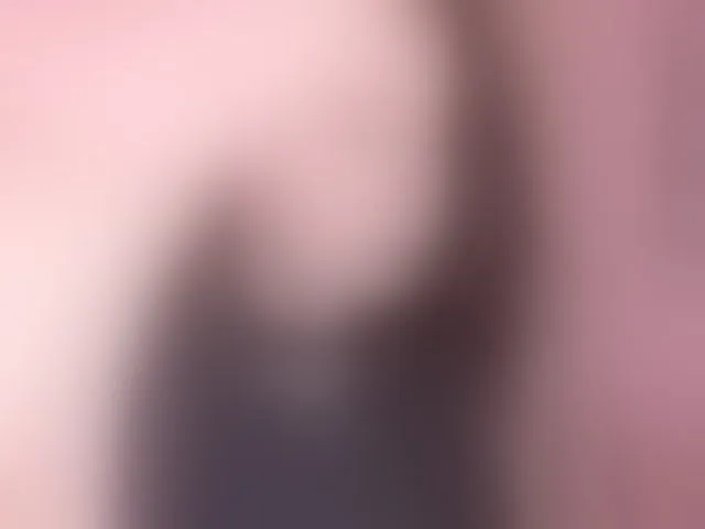 Live sex webcam photo for Vivi-Squirrel #294247280