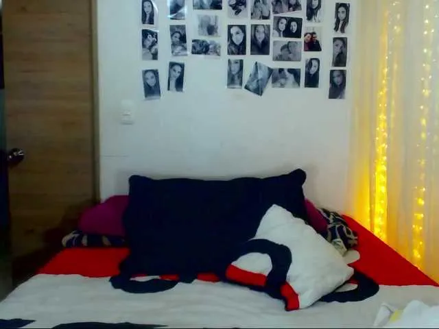 Live sex webcam photo for Vivianapinto #272027770