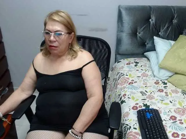 Live sex webcam photo for ViviannaJhonson #277893437
