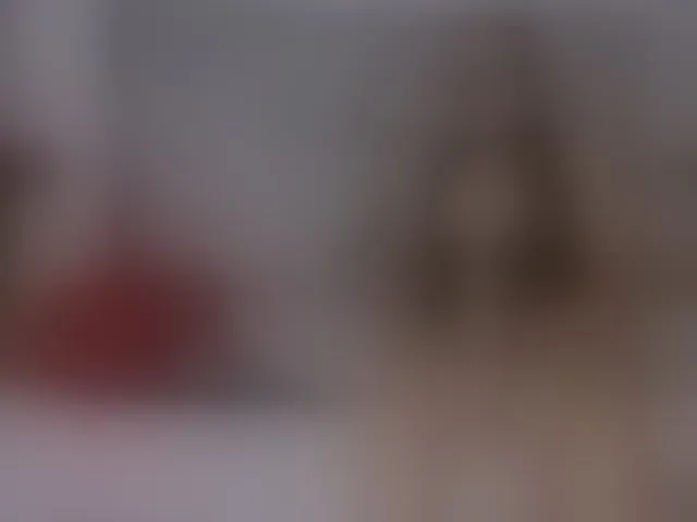 Live sex webcam photo for VivianneHart #292114532