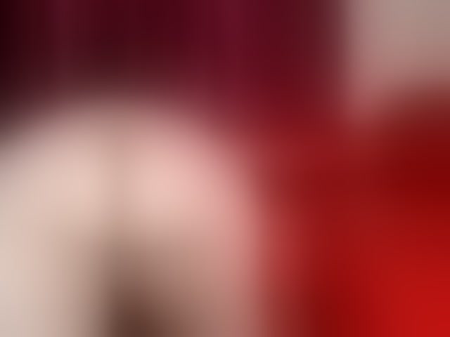 Live sex webcam photo for VivianneHart #294195226