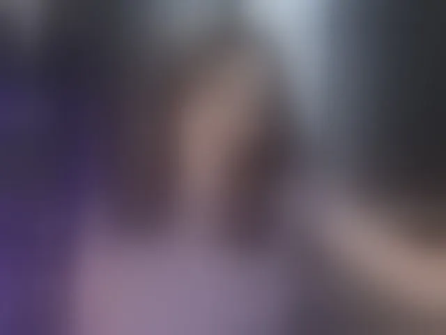 Live sex webcam photo for Vixie01 #291733576