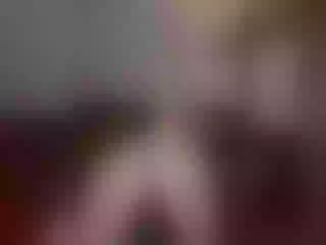 Live sex webcam photo for Vlad-Vlada #277001766