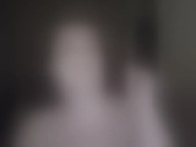 Live sex webcam photo for Vlada-13 #294060761