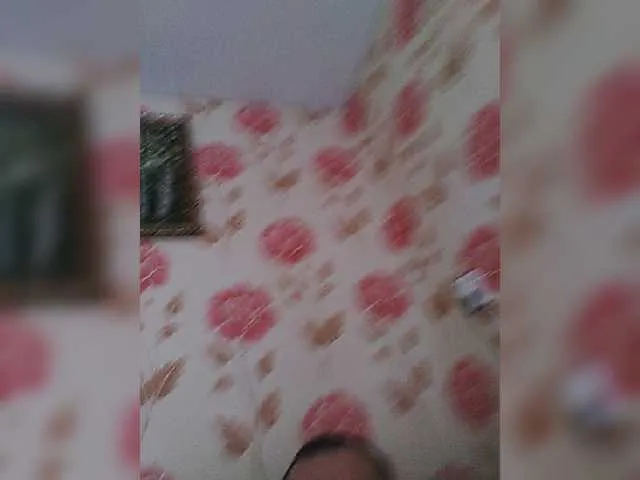 Live sex webcam photo for Vladan771 #277729802