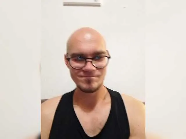 Live sex webcam photo for Vladatransa #276271211