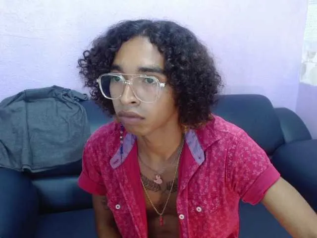 Live sex webcam photo for VladiMacdon #277892757