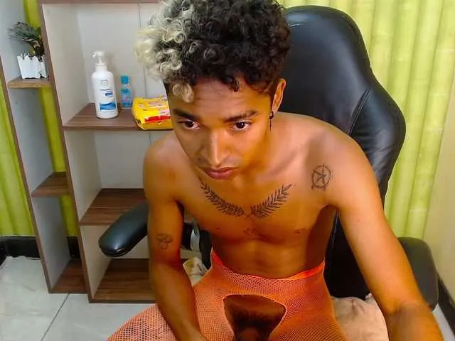 Live sex webcam photo for VladiMacdon #290857310