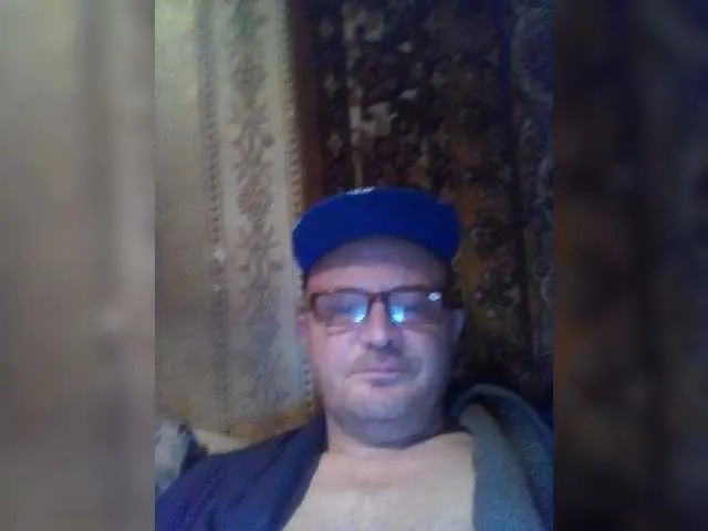 Live sex webcam photo for Vladimir-01041980 #276916943