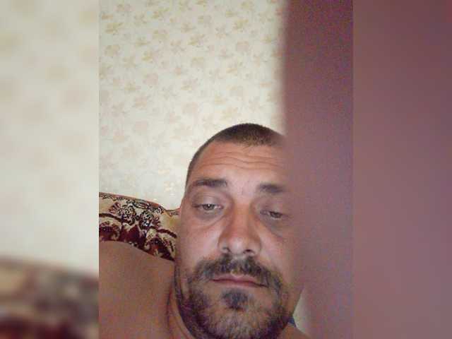 Live sex webcam photo for Vladimir3011542 #275995933